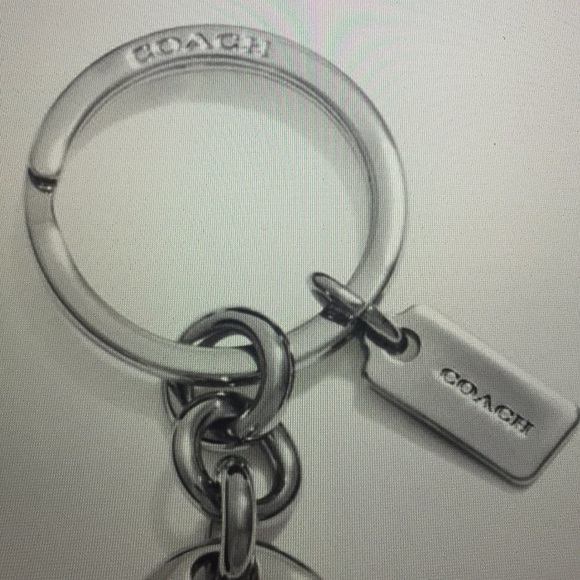 COACH - HORSE & CARRIAGE HEART BAG CHARM (NWT) - Picture 8 of 14